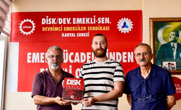 DİSK Dev Emekli-Sen Kartal Şube Başkanı Ali Söğüt: Emeklilerin sorununu çözecek tek şey birleşik mücadele