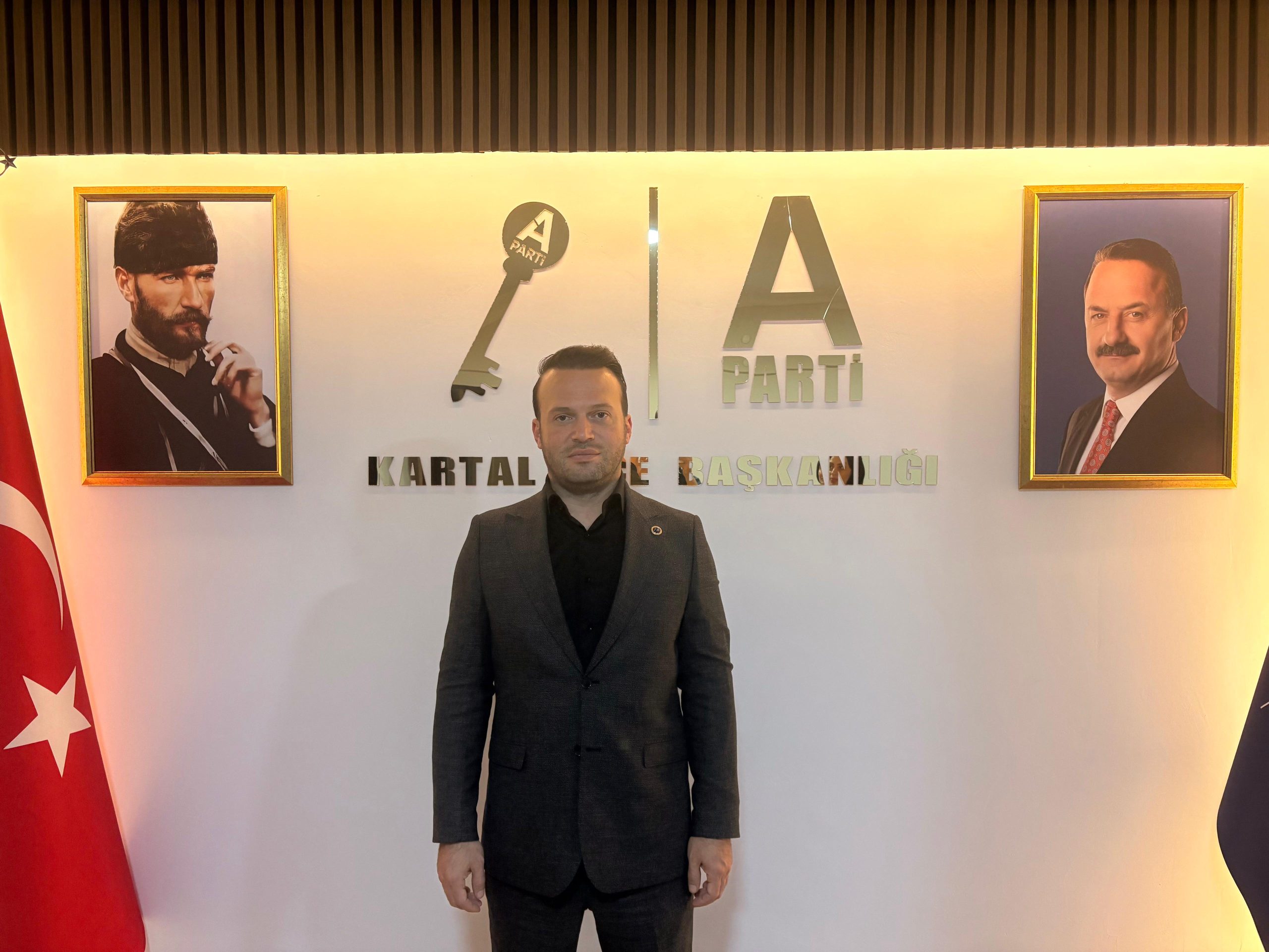 Yunus Şahin: “Çukurlar düzeltilmezse içlerine fidan dikeceğim”