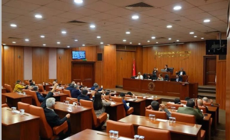 Kartal Belediye Meclisinde 7 istifa: Butlan CHP’si kan kaybediyor